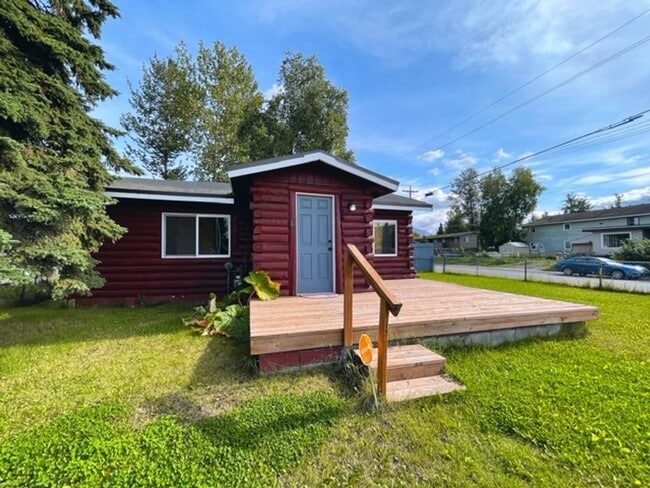 Building Photo - Unique and Updated Corner Lot Cabin in Mou...