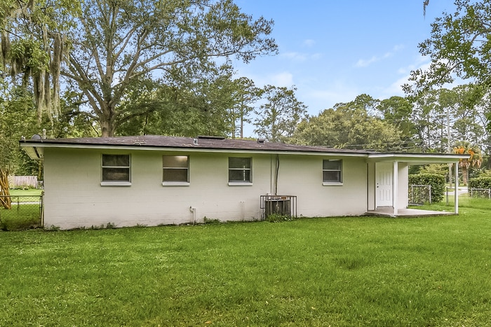 Building Photo - 6019 Verdes Rd