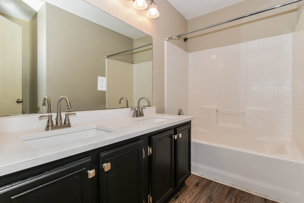 Building Photo - 2316 Graystone Dr