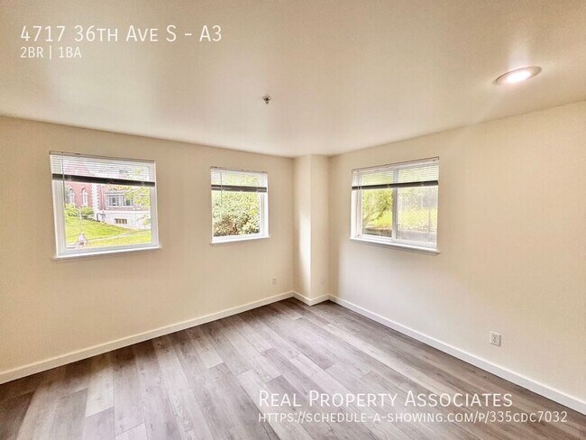 Building Photo - 4717 36th Ave S