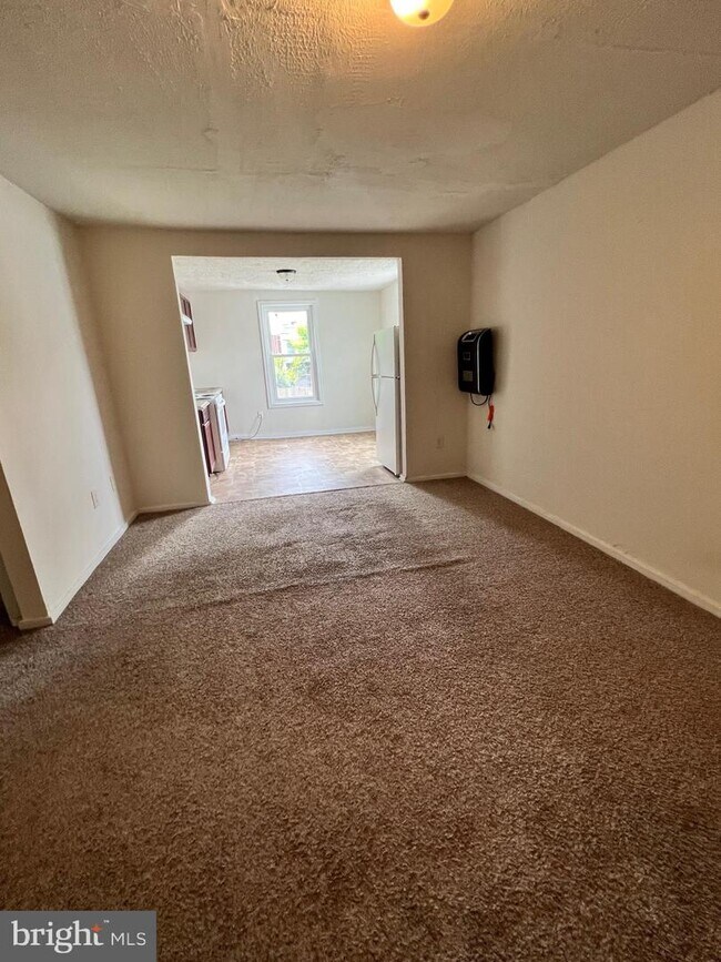 Building Photo - 202 N Samuel St