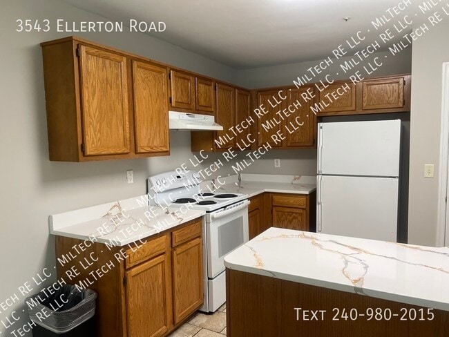 Building Photo - 3543 Ellerton Rd