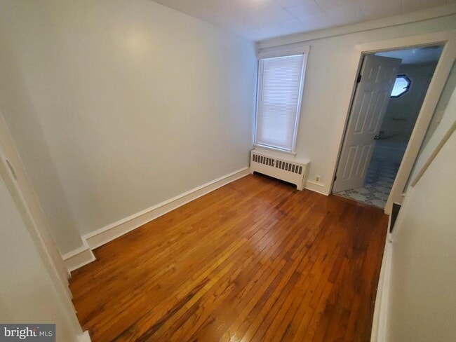 Building Photo - 423 Chapel Terrace