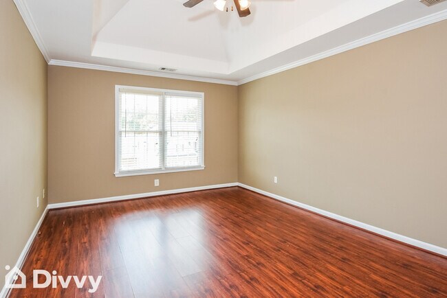 Building Photo - 2072 Shin Ct NE