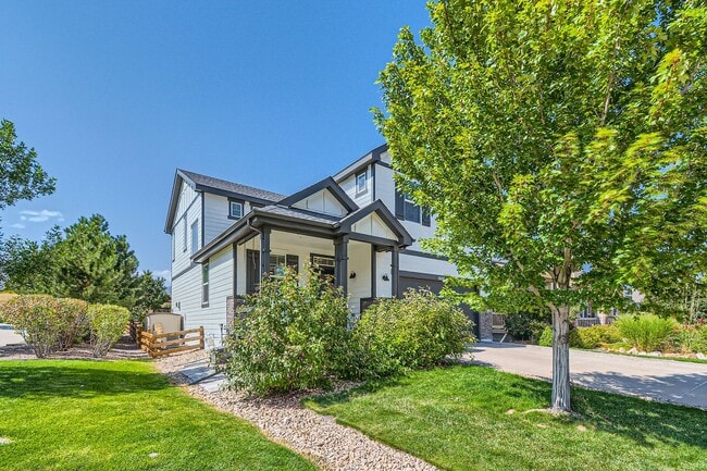 Primary Photo - Beautiful 4 Bedroom Home with Stunning Vie...