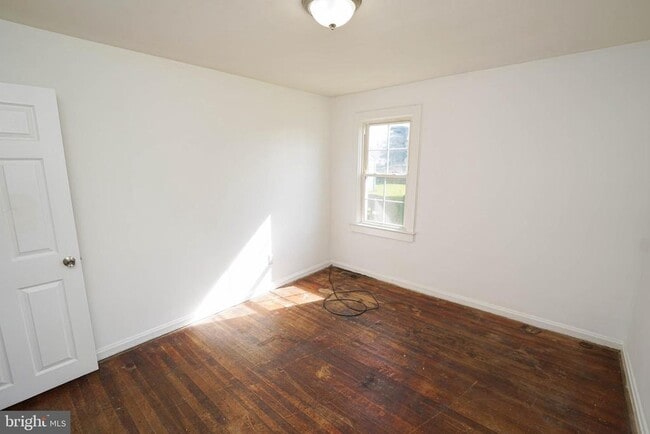 Building Photo - 509 State St