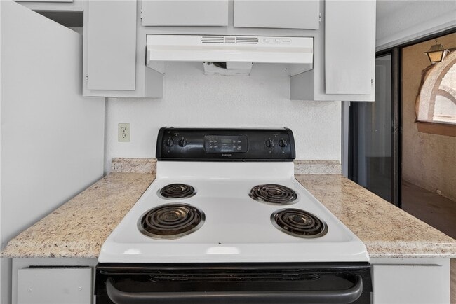 Building Photo - 3659 Wendell Ave