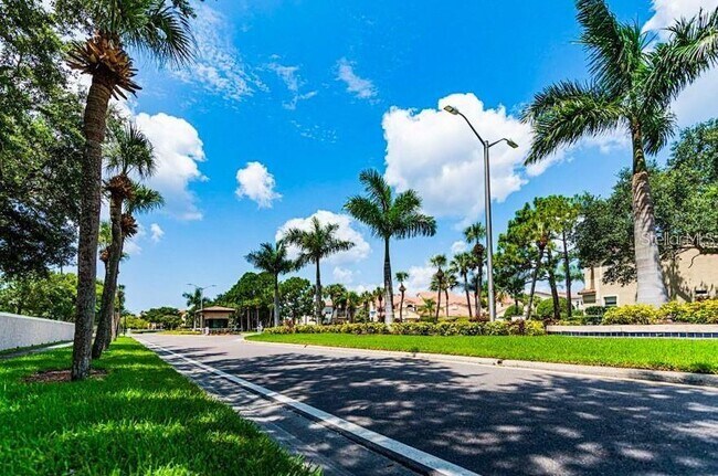 Building Photo - 6330 Grand Bahama Cir