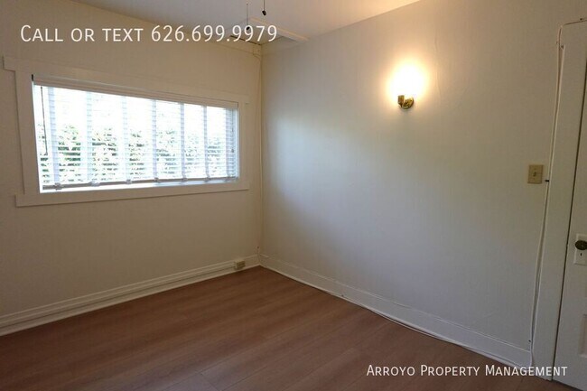 Building Photo - 1755 Paloma St