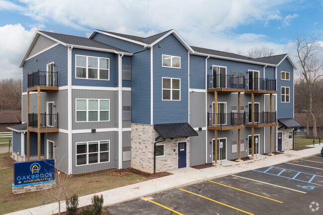 Building Photo - Oakbrook Apartments