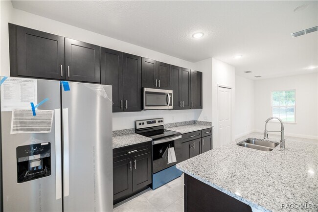 Building Photo - 2412 SW 163rd Pl