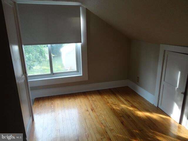 Building Photo - 411 Pelham St