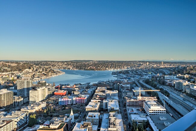 Building Photo - 1Bd/1Ba Seattle Condo