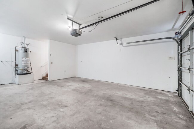 Building Photo - 401 Arundell Cir