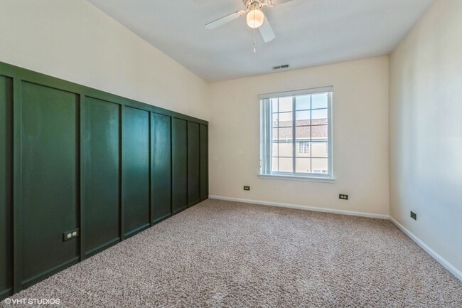 Building Photo - 1419 New Haven Dr