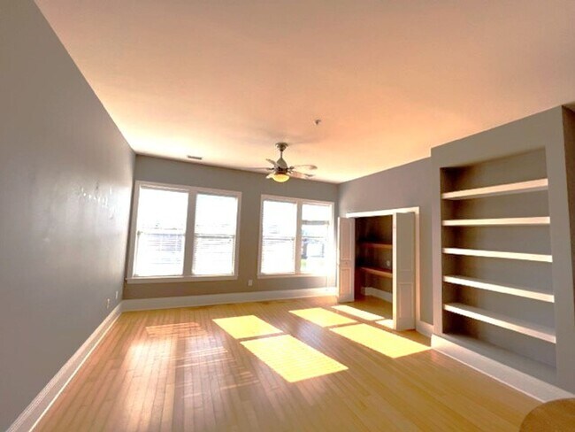 Building Photo - 2BR/2FULL BATH! Down Town Wilmington ''The Weldon'', an art deco Brooklyn Arts district.