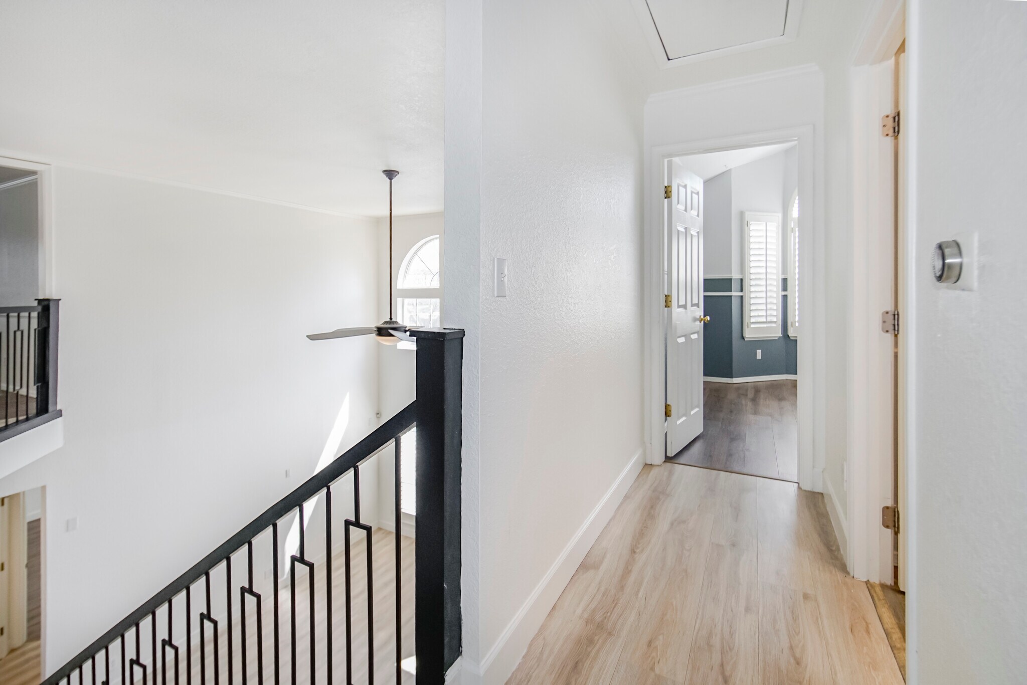 Building Photo - 918 Bella Cumbre Dr