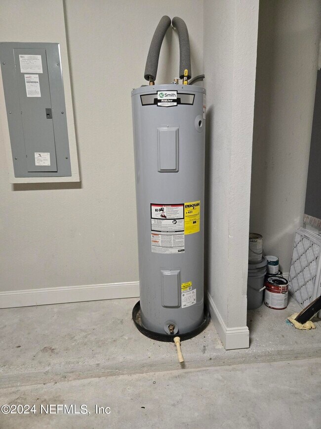 Building Photo - 8516 April St