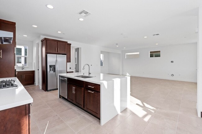 Building Photo - Newly Constructed 3-Bedroom, 2.5-Bath Home with Separate Owner Suite