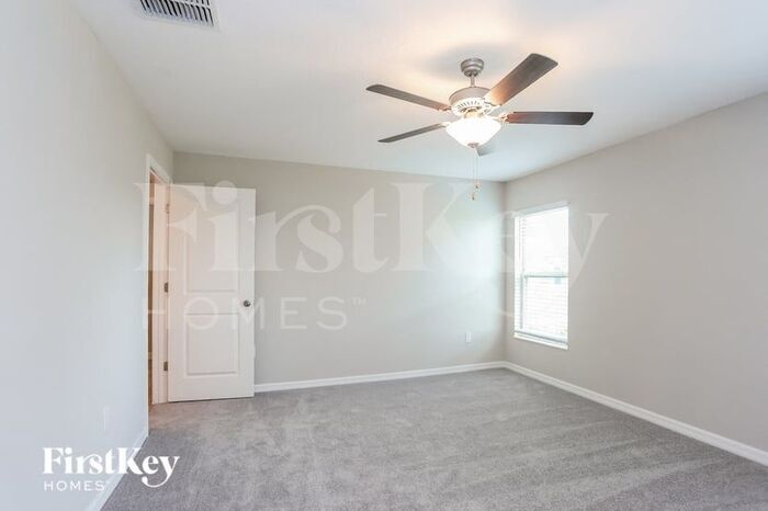 Building Photo - 5028 White Chicory Dr