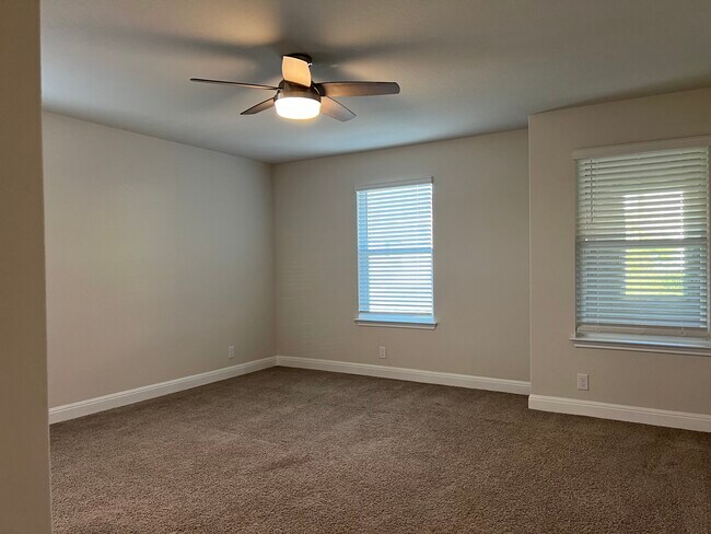Building Photo - 207 Colorado Cyn
