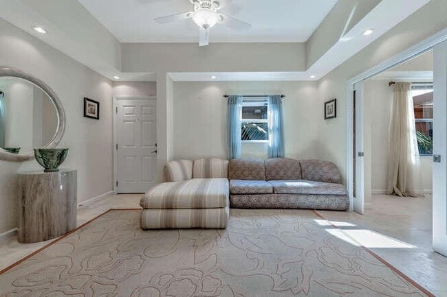 Building Photo - 1640 Presidential Way