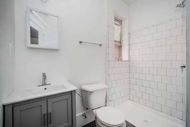 675 W Willis St - The Willis