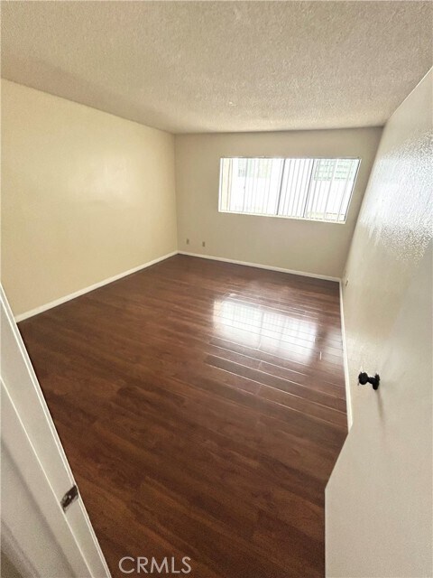 Building Photo - 921 S Gramercy Dr