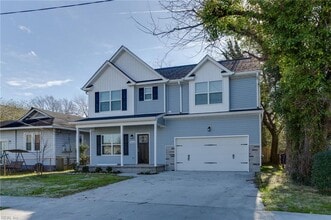 Building Photo - Spacious and beautifully designed home wit...