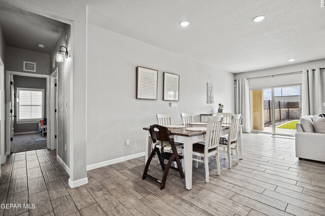 Building Photo - 2521 Mike Price Dr