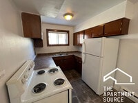 Building Photo - 1408 W Juneway Terrace