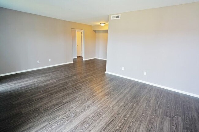 Interior Photo - Haydens Landing