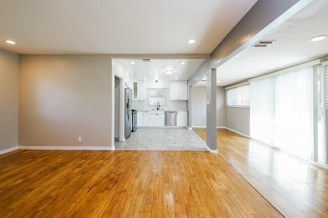 Building Photo - 17344 Willard St