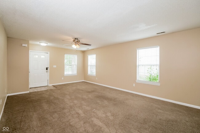 Building Photo - 1903 Windy Hl Ln