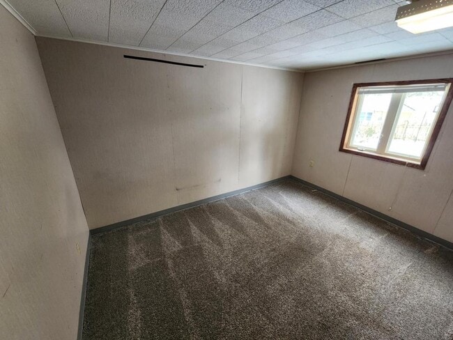 Building Photo - 2318 E Boulevard Ave