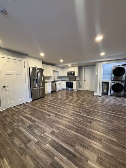 Building Photo - 303 Norwich-New London Turnpike