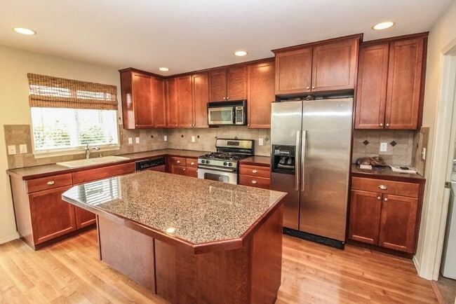 Building Photo - 2303 195th Pl SE