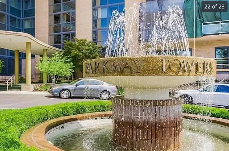 Building Photo - 4545 Wornall Rd