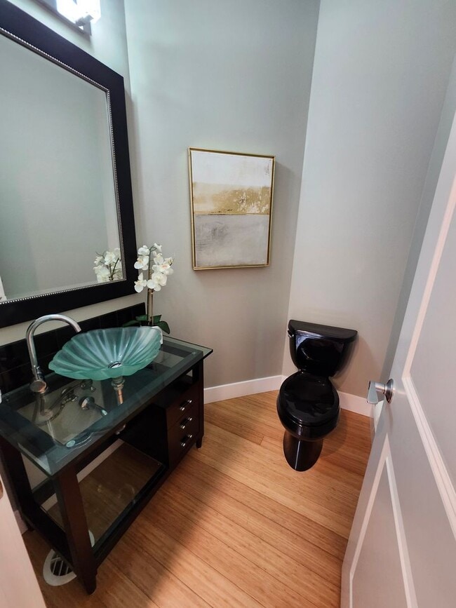 Building Photo - 2 Primary Suites, Beautiful Office & Theater Room! Experience Unmatched Luxury on the Columbia Ri...