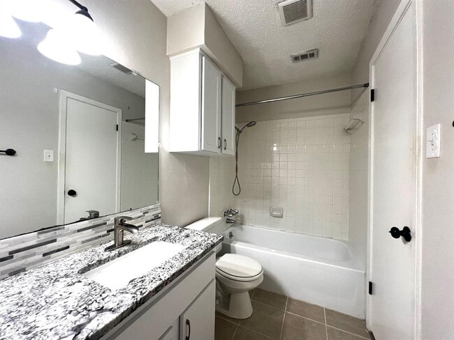 Building Photo - 7506 Chelsea Moor