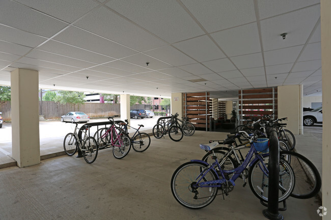 Bike Storage - Cherry Street | Student Housing