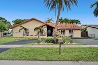 Building Photo - Northeast 214th Street, North Miami Beach, FL 33179 - 5 BR 4 BA single-family home