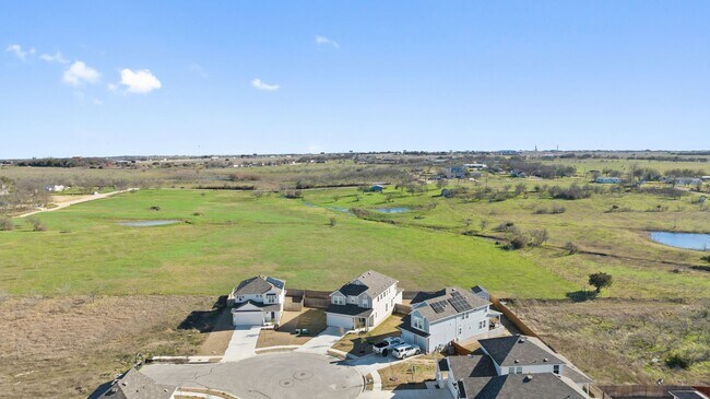 Building Photo - 408 Black Opal Dr