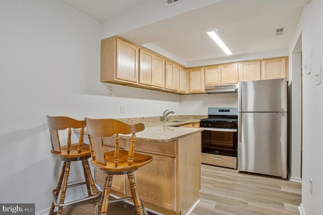 Building Photo - 2574 Riva Rd