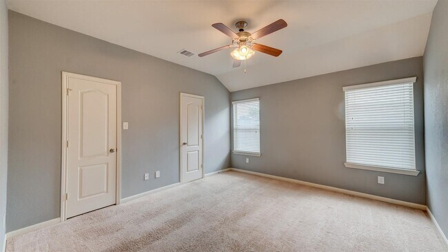 Building Photo - 2831 Lockeridge Bend Dr