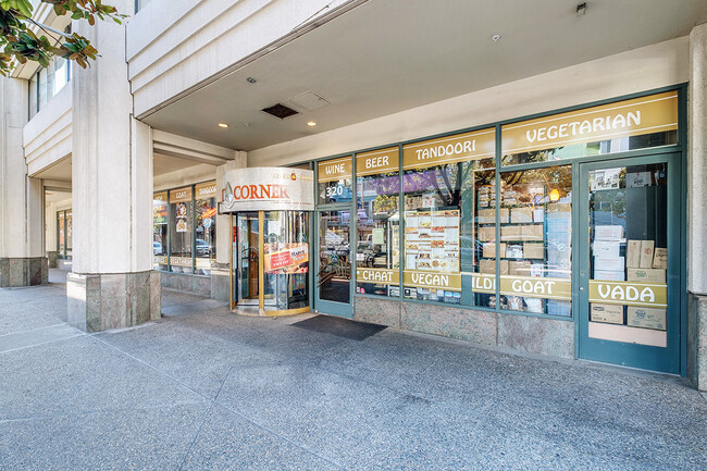Building Photo - 300 3rd St