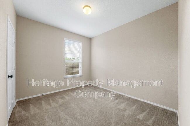 Building Photo - 9523 Bent Tree Holw