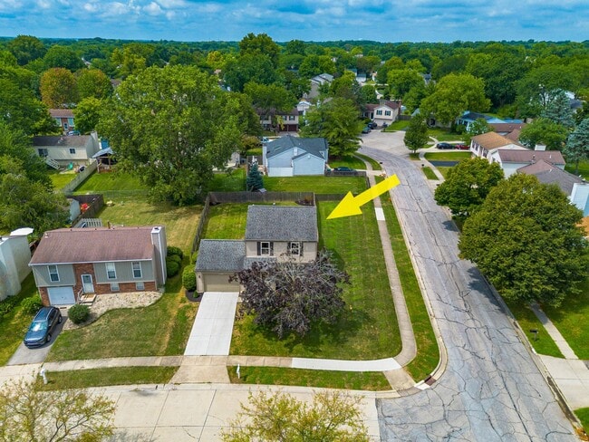 Building Photo - 8407 Covered Wagon Ct