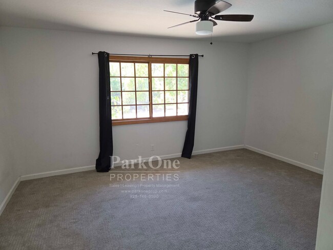 Building Photo - Single Level Alamo Rental near Roundhill G...