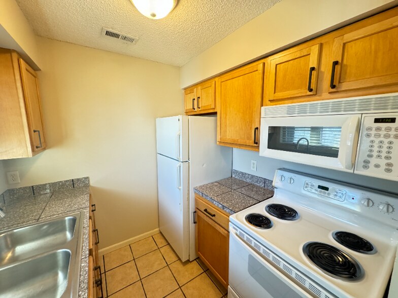 Building Photo - 1531 D St